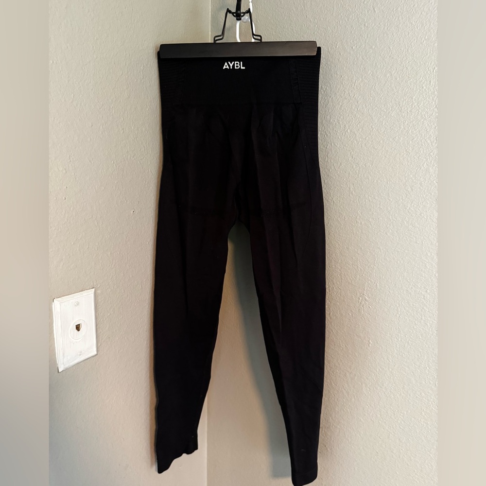 AYBL black sports leggings